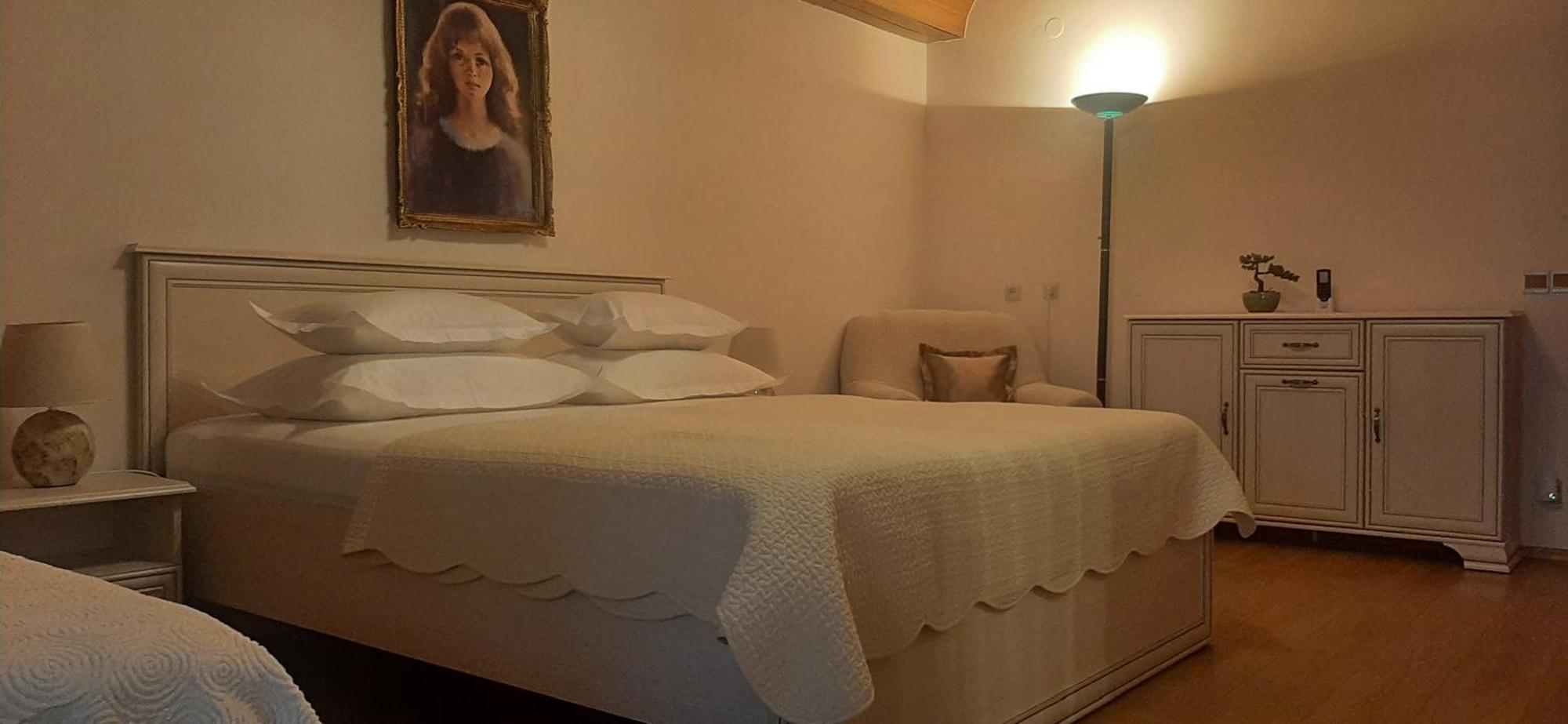 Guest House Fenix 브렐라 객실 사진
