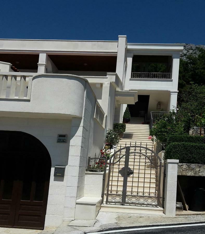 Guest House Fenix 브렐라 외부 사진